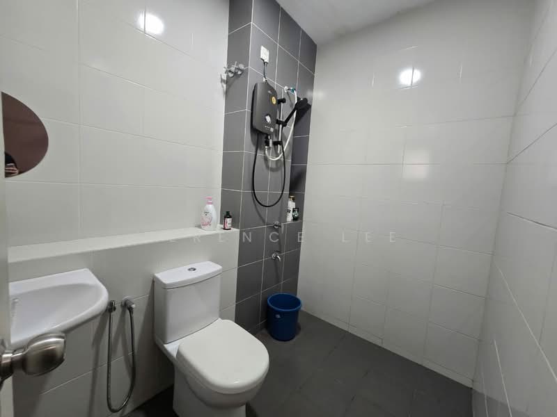 2-storey Terraced House for Rent in Bandar Bukit Raja (Klang) - Terence Lee - Bathroom - PropertyGuru.com.my