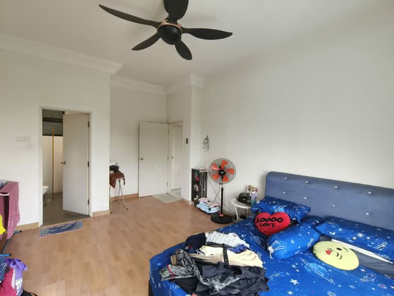 Servis Apartment untuk Dijual di The Platino Serviced Apartment - Suny Sior - Bedroom - PropertyGuru.com.my