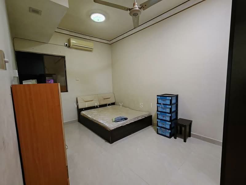 Rumah Teres 2 Tingkat untuk Dijual di Taman Nusa Bestari 2 (Iskandar Puteri (Nusajaya)) - Vincy Sia - Bedroom - PropertyGuru.com.my