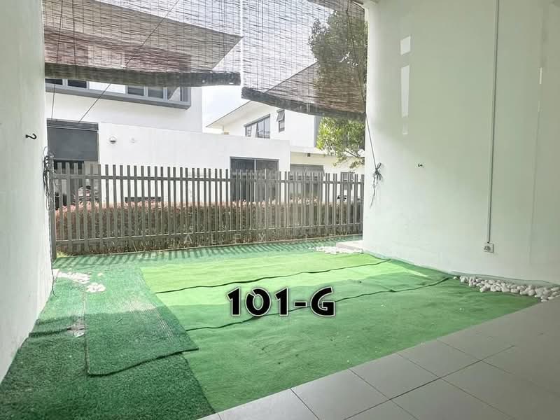 Semi-Detached House for Sale in Setia Alam (Selangor) - Alex Lee - Garden - PropertyGuru.com.my