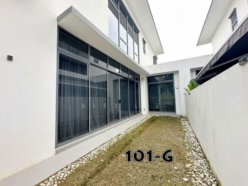 Semi-Detached House for Sale in Setia Alam (Selangor) - Alex Lee - Exterior - PropertyGuru.com.my