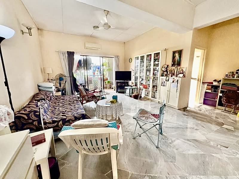 Kondominium untuk Dijual di Sri Alam Condominium - NORFADILAH ZAINUDDIN - Living Room - PropertyGuru.com.my