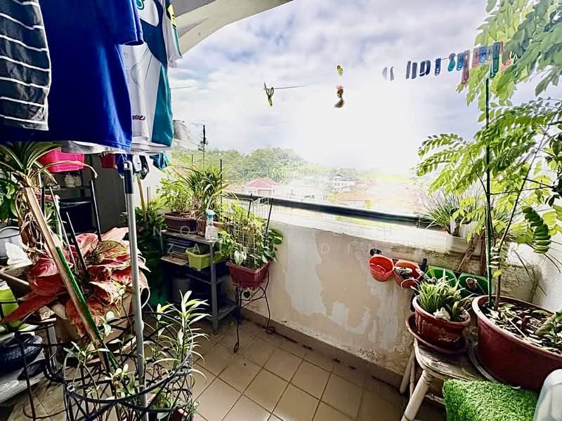 Kondominium untuk Dijual di Sri Alam Condominium - NORFADILAH ZAINUDDIN - Balcony - PropertyGuru.com.my