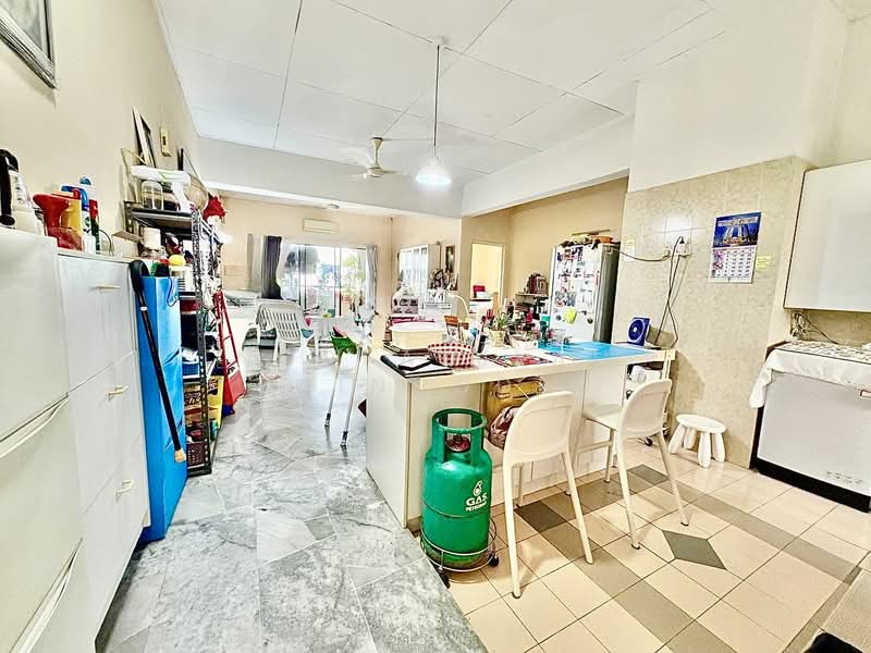 Kondominium untuk Dijual di Sri Alam Condominium - NORFADILAH ZAINUDDIN - Kitchen - PropertyGuru.com.my