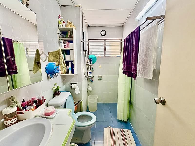 Kondominium untuk Dijual di Sri Alam Condominium - NORFADILAH ZAINUDDIN - Bathroom - PropertyGuru.com.my