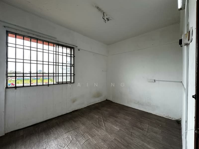 Rumah Flat untuk Dijual di Ketapang Flat - Rain Ng - Interior - PropertyGuru.com.my