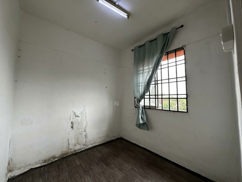 Rumah Flat untuk Dijual di Ketapang Flat - Rain Ng - Interior - PropertyGuru.com.my