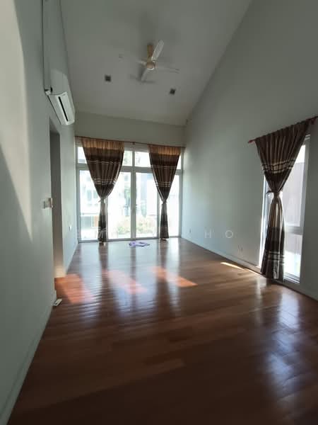Bungalow for Rent in Sunway Damansara (Kota Damansara) - Emily Kho - Living Room - PropertyGuru.com.my