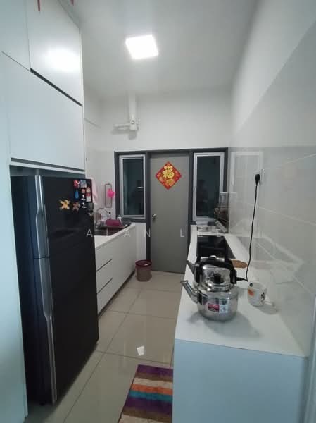 Service Residence for Sale at Silk Residence - Alan Lee - Kitchen - PropertyGuru.com.my