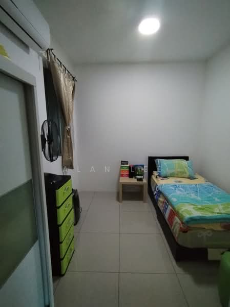 Service Residence for Sale at Silk Residence - Alan Lee - Bedroom - PropertyGuru.com.my