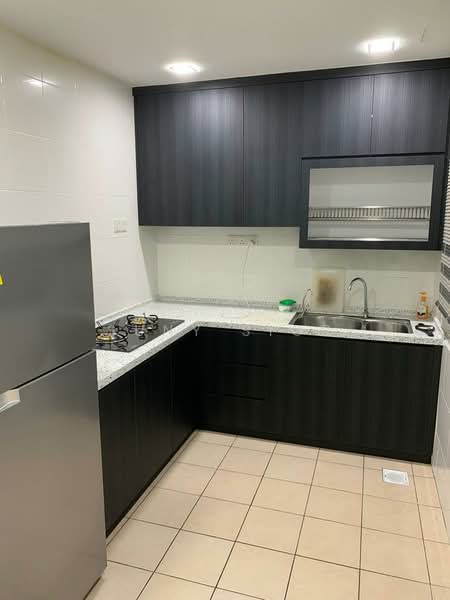Servis Apartment untuk Dijual di Pangsapuri Tanah Emas (Golden Sands) - Suny Sior - Kitchen - PropertyGuru.com.my