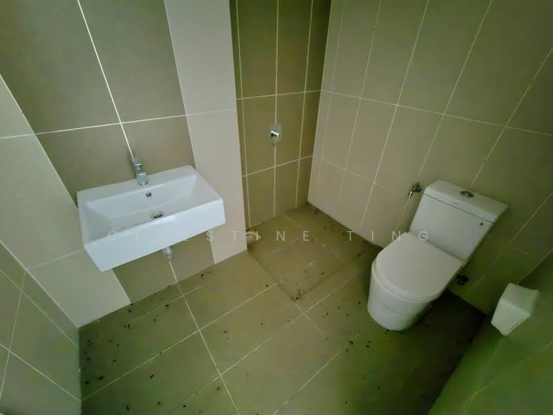 Rumah Berkembar untuk Dijual di Eco Majestic (Semenyih) - Celestine Ting - Bathroom - PropertyGuru.com.my