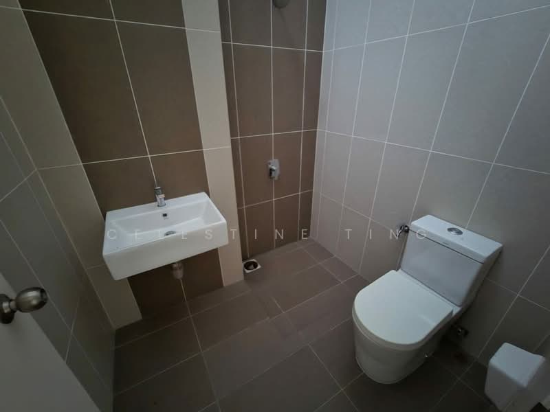Rumah Berkembar untuk Dijual di Eco Majestic (Semenyih) - Celestine Ting - Bathroom - PropertyGuru.com.my