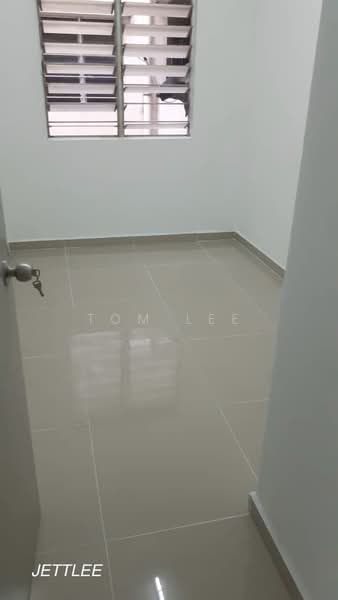 Pangsapuri untuk Dijual di Pangsapuri Seri Nipah - Tom Lee - PropertyGuru.com.my