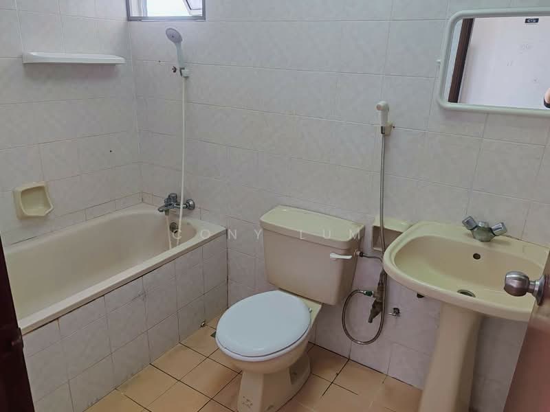 Condominium for Rent at The Pearl (Pearl Point) - Cony Lum - Bathroom - PropertyGuru.com.my