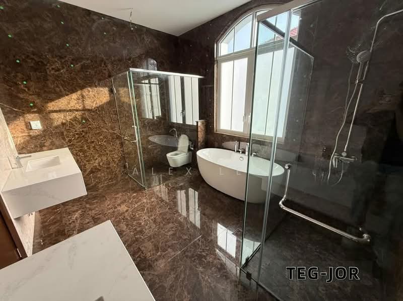 Rumah Banglo untuk Dijual di Setia Alam (Selangor) - Alex Lee - Bathroom - PropertyGuru.com.my