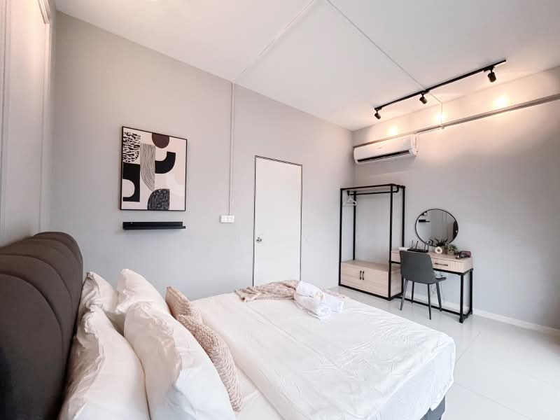Service Residence for Rent at Majestic Residence - Jane Yap - Bedroom - PropertyGuru.com.my