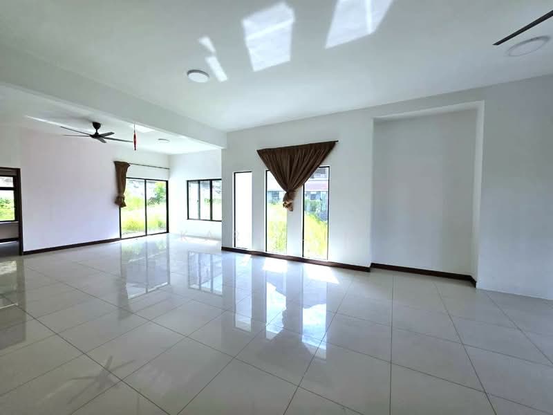 Rumah Berkembar untuk Dijual di Taman Nusa Idaman (Iskandar Puteri (Nusajaya)) - Karl Lim - Living Room - PropertyGuru.com.my