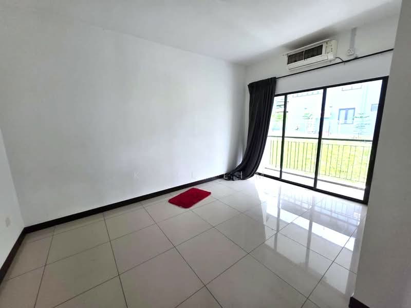 Rumah Berkembar untuk Dijual di Taman Nusa Idaman (Iskandar Puteri (Nusajaya)) - Karl Lim - Living Room - PropertyGuru.com.my