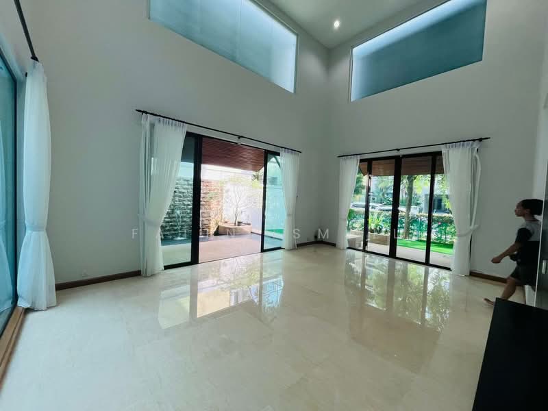 Bungalow for Rent in Mont Kiara (Kuala Lumpur) - Fatin Ismail - Living Room - PropertyGuru.com.my