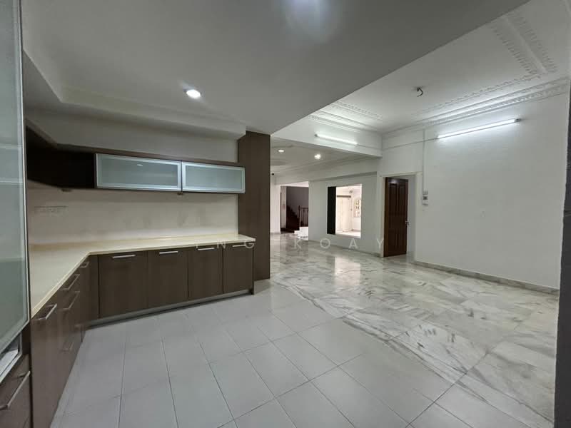 Commercial Bungalow for Rent in Pulau Tikus (Penang) - Ping Koay - Kitchen - PropertyGuru.com.my
