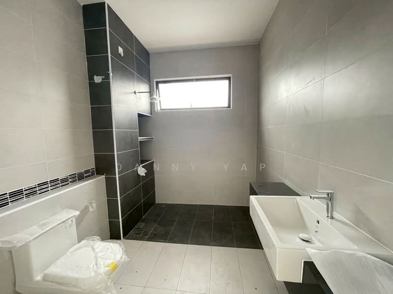 Terraced House for Sale in Taman Desa Tebrau (Tebrau) - Danny Yap - Bathroom - PropertyGuru.com.my