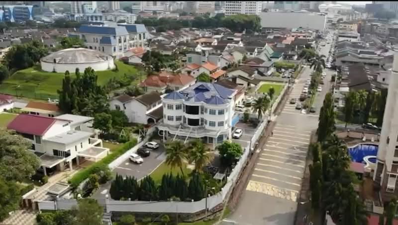 Bungalow for Sale in Johor Bahru (Johor) - Angel Lim - Exterior - PropertyGuru.com.my
