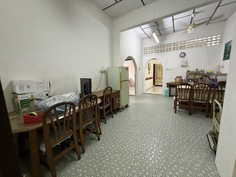 Semi-Detached House for Sale in Jalan Parit Masjid (Pontian) - Derrick Ng - Interior - PropertyGuru.com.my