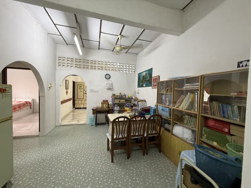 Semi-Detached House for Sale in Jalan Parit Masjid (Pontian) - Derrick Ng - Living Room - PropertyGuru.com.my