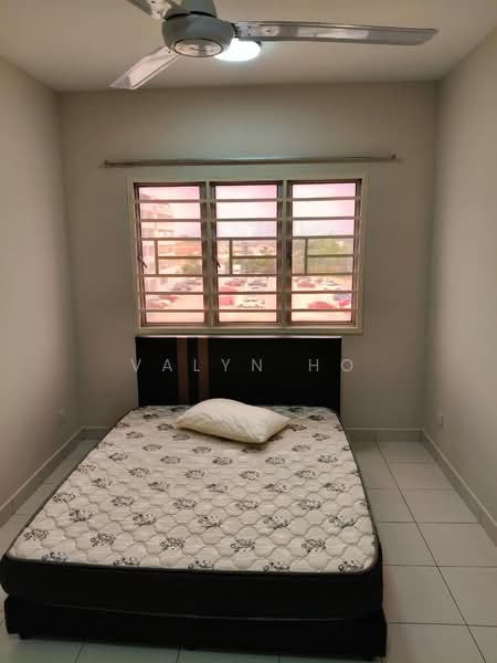 Pangsapuri untuk Disewa di Karisma @ Eco Majestic - Valyn Ho - Bedroom - PropertyGuru.com.my