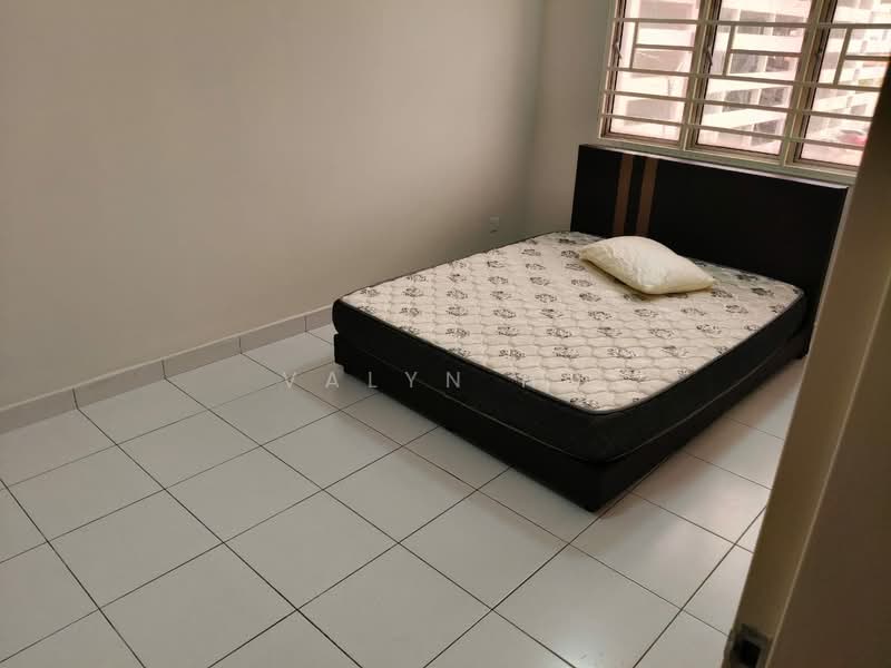 Pangsapuri untuk Disewa di Karisma @ Eco Majestic - Valyn Ho - Bedroom - PropertyGuru.com.my