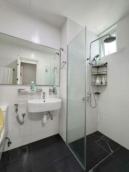 Servis Apartment untuk Dijual di Twin Galaxy (Dwi Galaksi) - Karl Lim - Bathroom - PropertyGuru.com.my
