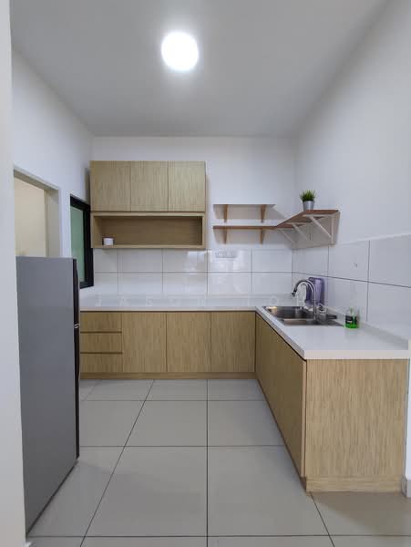 Kondominium untuk Disewa di Parkhill Residence - Jason Toh - Kitchen - PropertyGuru.com.my