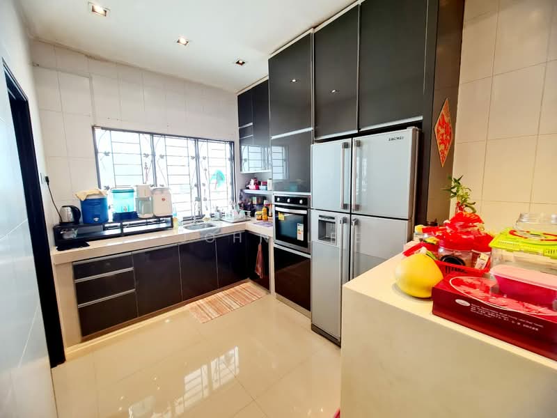 Rumah Teres 2.5-Tingkat untuk Dijual di Taman Meranti Jaya (Puchong) - John Lee - Kitchen - PropertyGuru.com.my