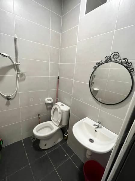 Kondominium untuk Disewa di BM City Suites @ BM City Mall - Gyson Goh - Bathroom - PropertyGuru.com.my