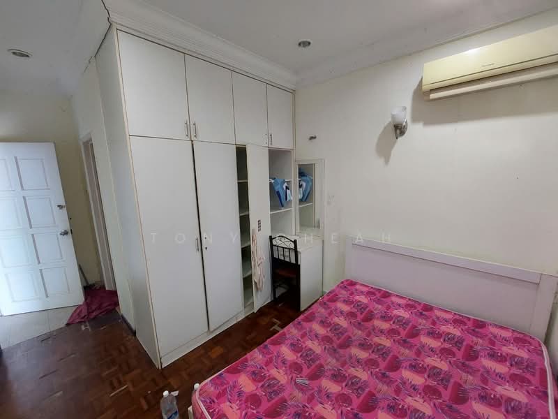 Condominium for Sale at Vista Condominium - Tony Cheah - Bedroom - PropertyGuru.com.my
