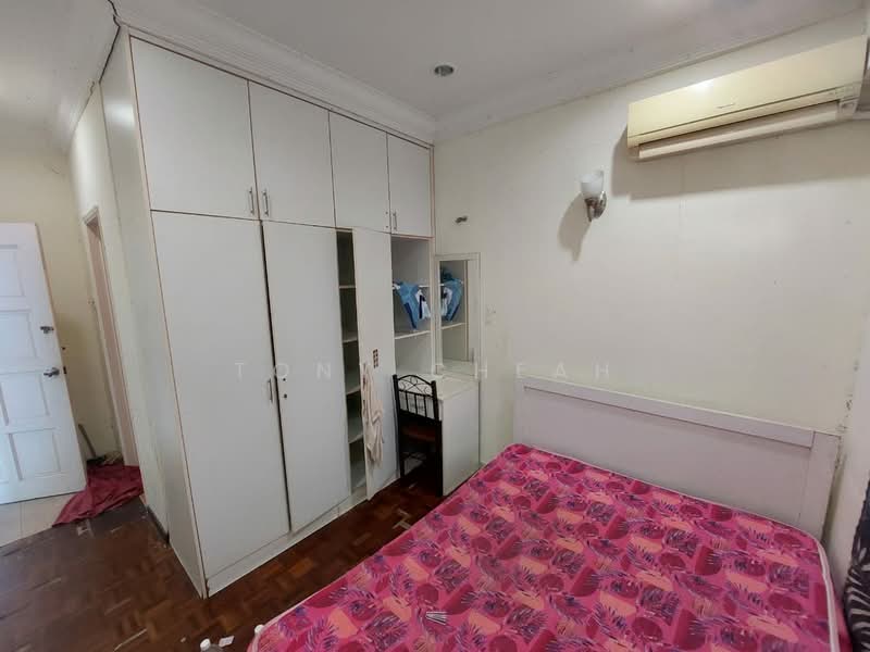 Condominium for Sale at Vista Condominium - Tony Cheah - Bedroom - PropertyGuru.com.my