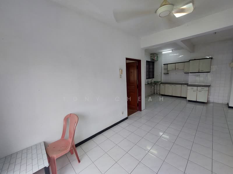 Condominium for Sale at Vista Condominium - Tony Cheah - Kitchen - PropertyGuru.com.my