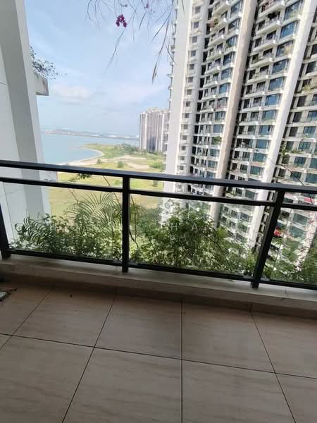 Condominium for Rent at Ataraxia Park @ Forest City - Hong Charng Lee - Balcony - PropertyGuru.com.my