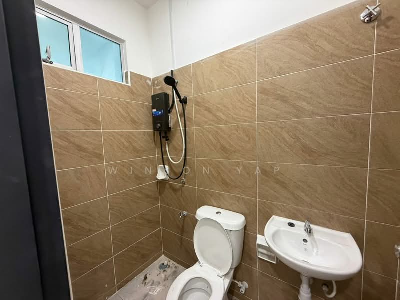 Rumah Teres 2 Tingkat untuk Disewa di Johor Bahru (Johor) - Winson Yap - Bathroom - PropertyGuru.com.my