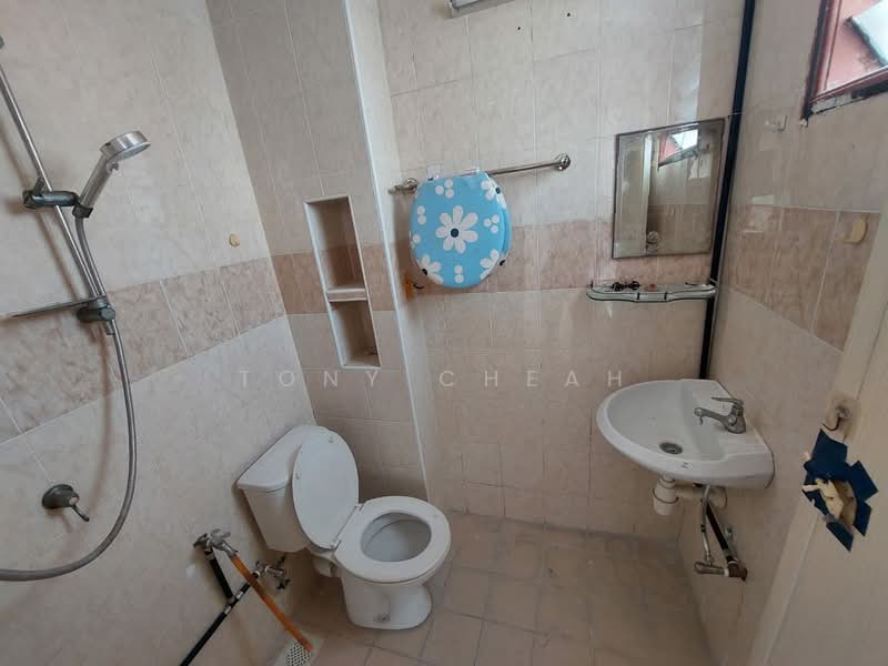 Kondominium untuk Dijual di Serina Bay - Tony Cheah - Bathroom - PropertyGuru.com.my