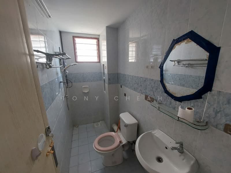 Kondominium untuk Dijual di Serina Bay - Tony Cheah - Bathroom - PropertyGuru.com.my