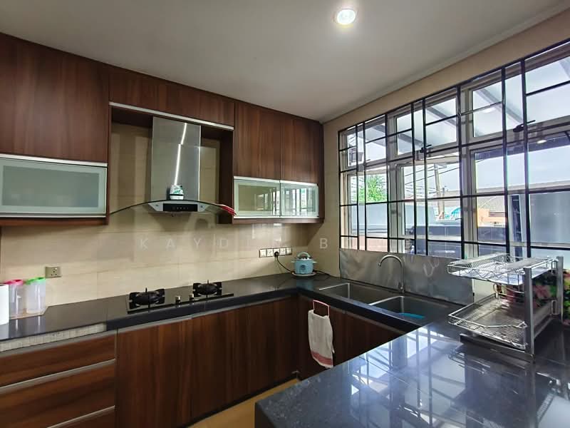 Semi-Detached House for Sale in Kelana Jaya (Petaling Jaya) - Kayden Bong - Kitchen - PropertyGuru.com.my