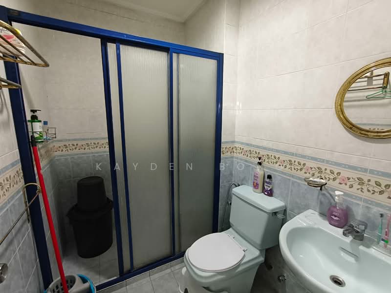 Semi-Detached House for Sale in Kelana Jaya (Petaling Jaya) - Kayden Bong - Bathroom - PropertyGuru.com.my
