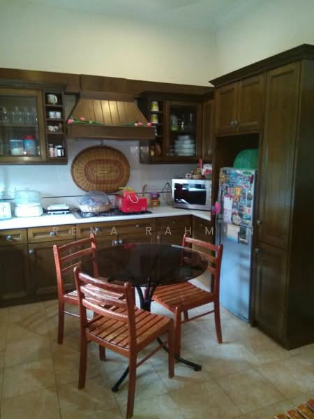 Bungalow for Sale in Seremban 2 (Negeri Sembilan) - Rena Rahman - Kitchen - PropertyGuru.com.my