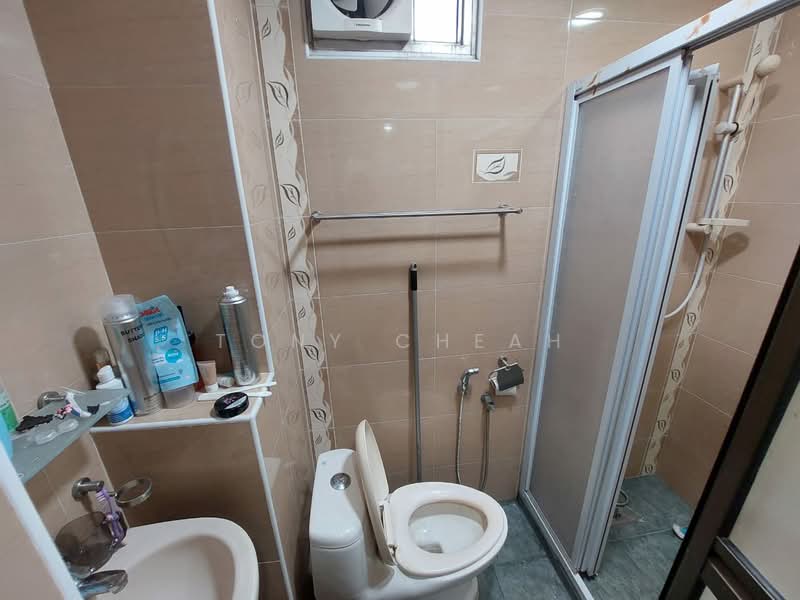 Pangsapuri untuk Dijual di Mutiara Heights - Tony Cheah - Bathroom - PropertyGuru.com.my