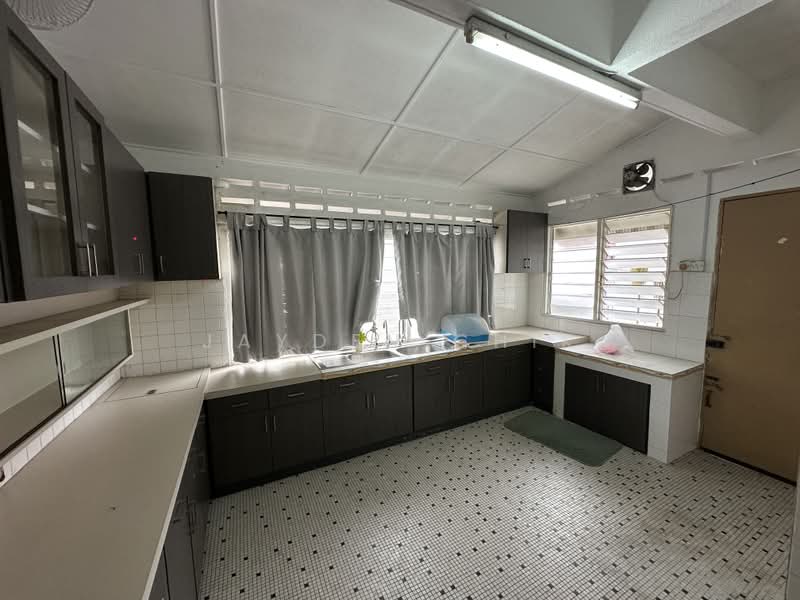 Terraced House for Rent in Taman Cheras (Cheras) - Jayden Chik - Kitchen - PropertyGuru.com.my