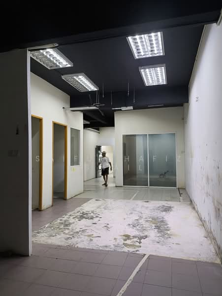 Shop / Office for Rent in Taman Kajang Utama (Kajang) - Saiful Hafiz Ismail - Interior - PropertyGuru.com.my