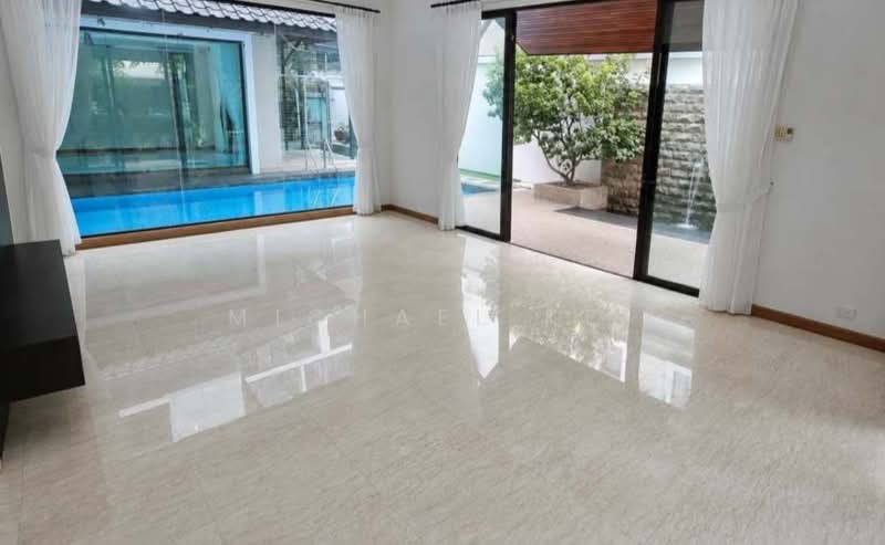 Bungalow for Rent in Mont Kiara (Kuala Lumpur) - Michael Kei - Living Room - PropertyGuru.com.my