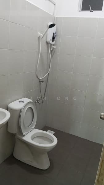 Apartment for Rent at Seri Molek Perdana - Vivi Ong - Bathroom - PropertyGuru.com.my